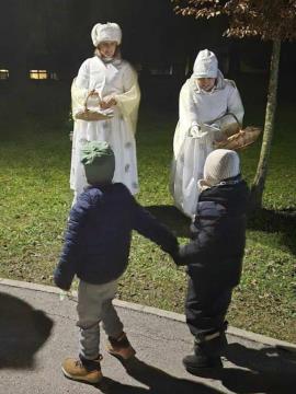 pohod z lučkami3